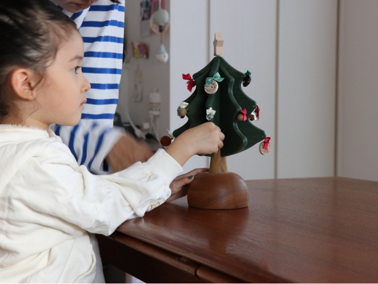 【先行受注】子供と一緒に成長する、思い出に残るクリスマスツリー