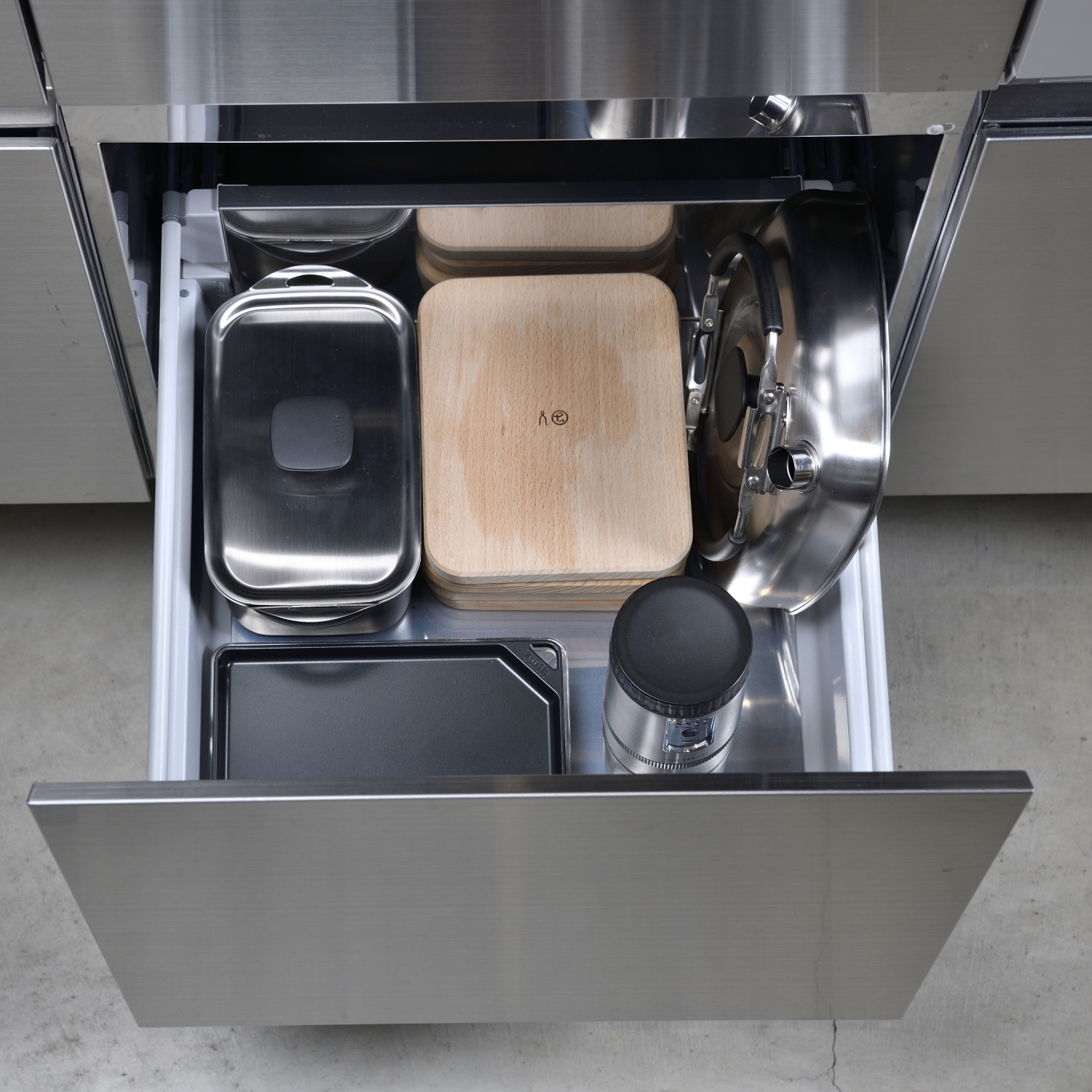 狭いキッチンでも使いやすい、省スペースで収納できる本格派の「調理道具」5選
